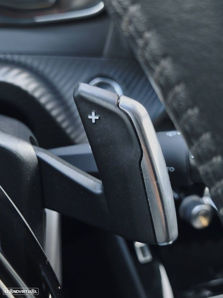 Peugeot 208 PureTech 100 EAT8 Allure - 9