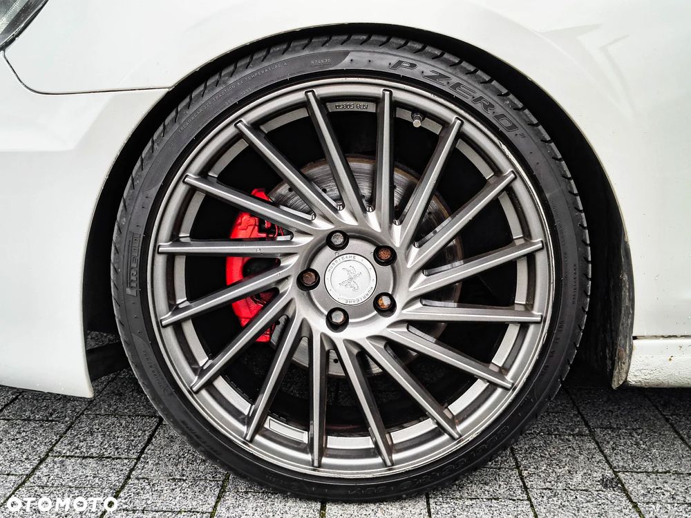 Volkswagen Golf VI 2.0 TSI GTI - 7