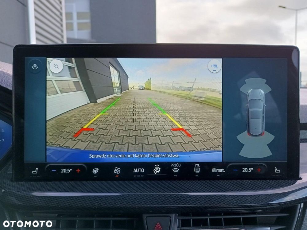 Ford Focus 1.0 EcoBoost mHEV ST-Line - 34