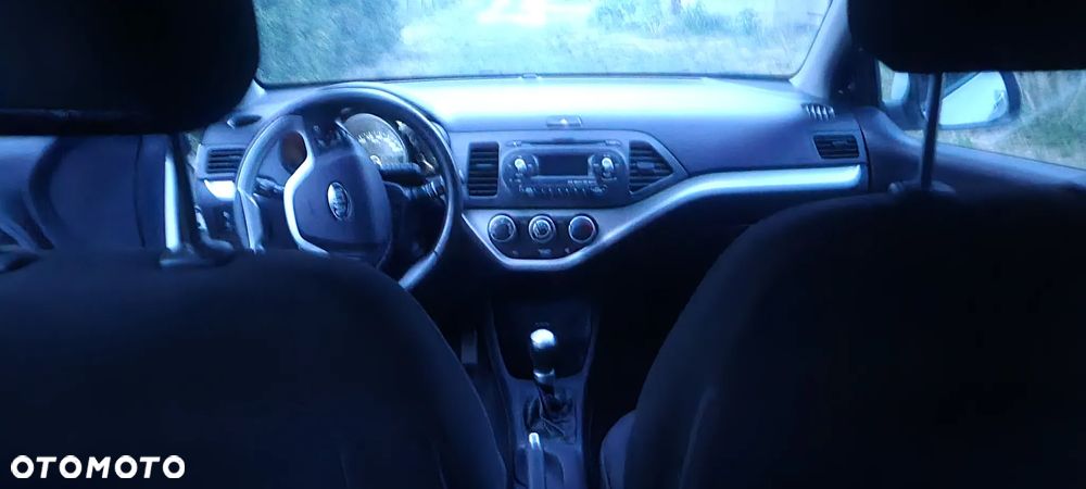 Kia Picanto - 16
