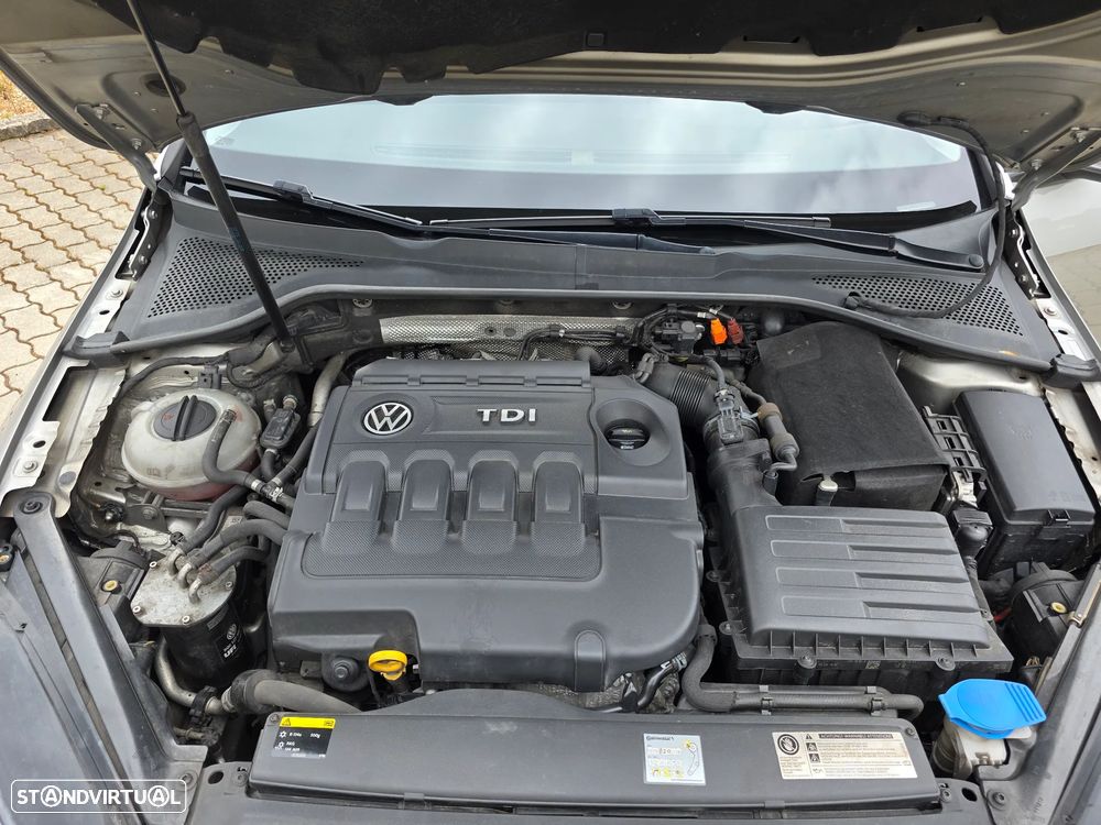 VW Golf Variant 1.6 TDi BlueMotion Comfortline - 24