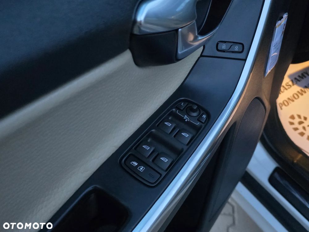 Volvo XC 60 T5 Geartronic Summum - 29