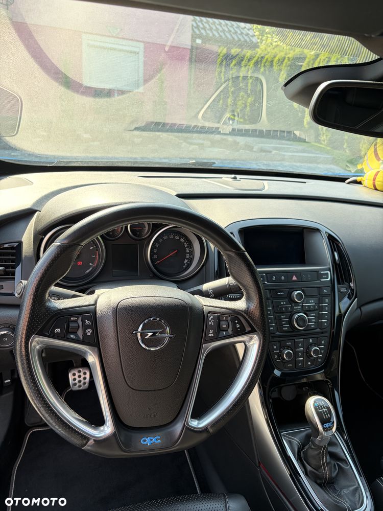 Opel Astra OPC - 12