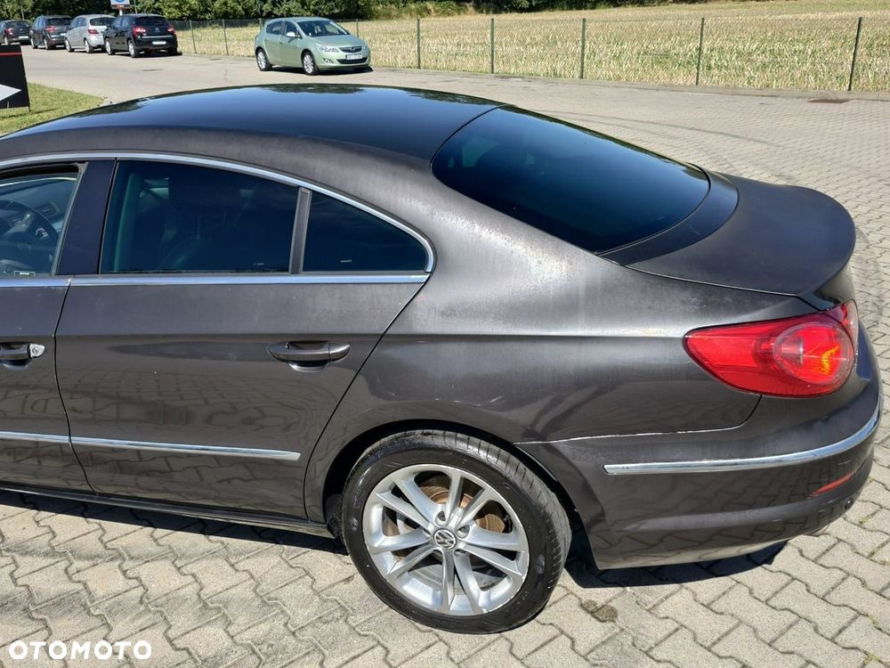 Volkswagen Passat CC - 21