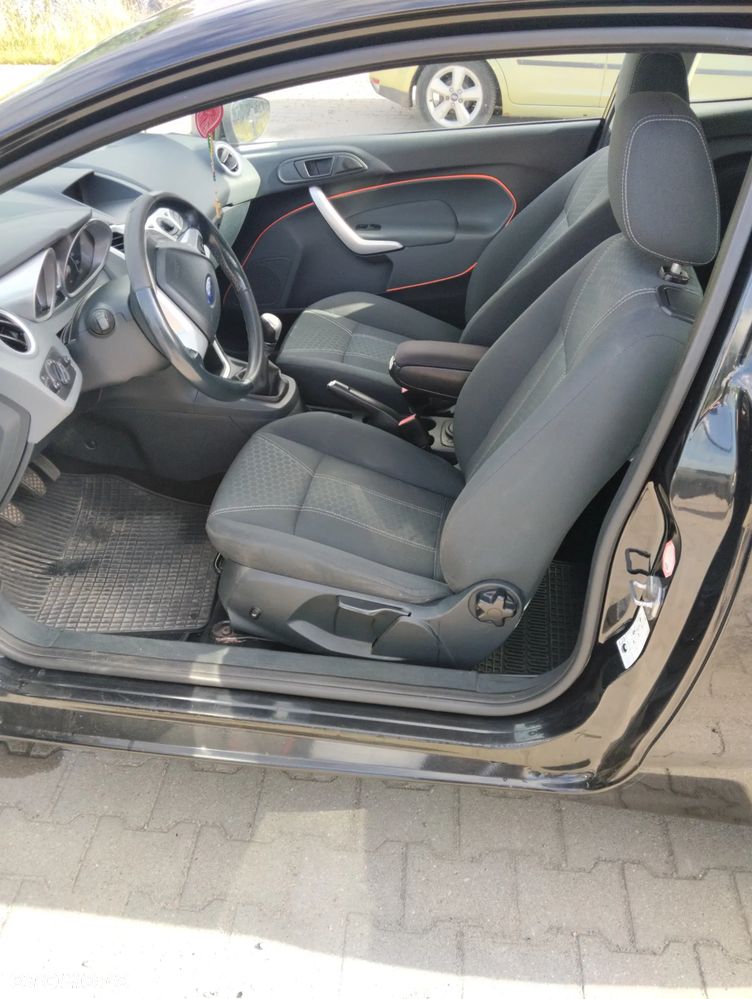 Ford Fiesta 1.25 Viva - 6