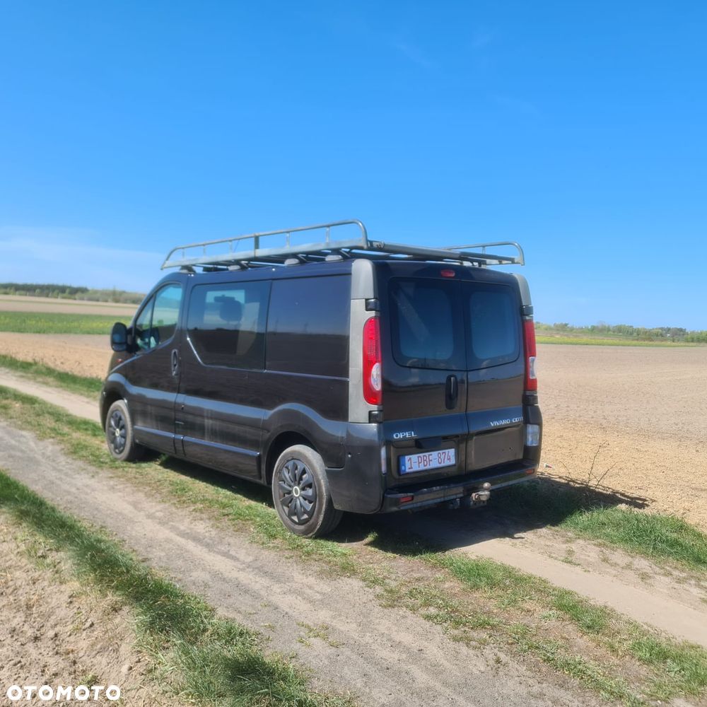 Opel VIVARO 6-OSOBOWY - 3