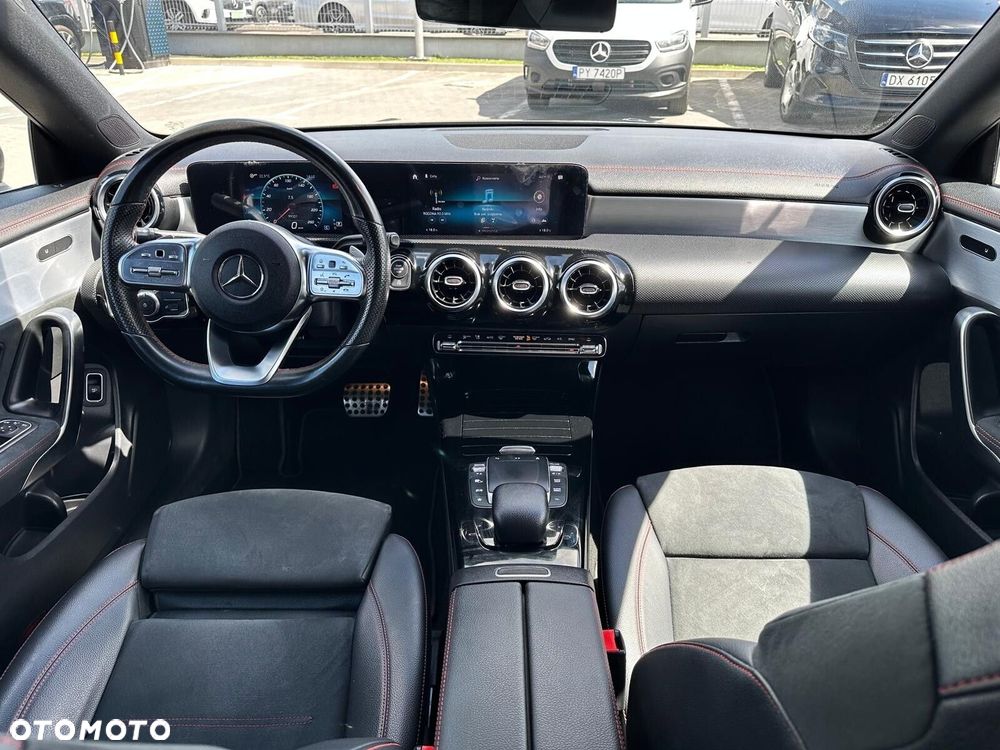 Mercedes-Benz CLA - 8