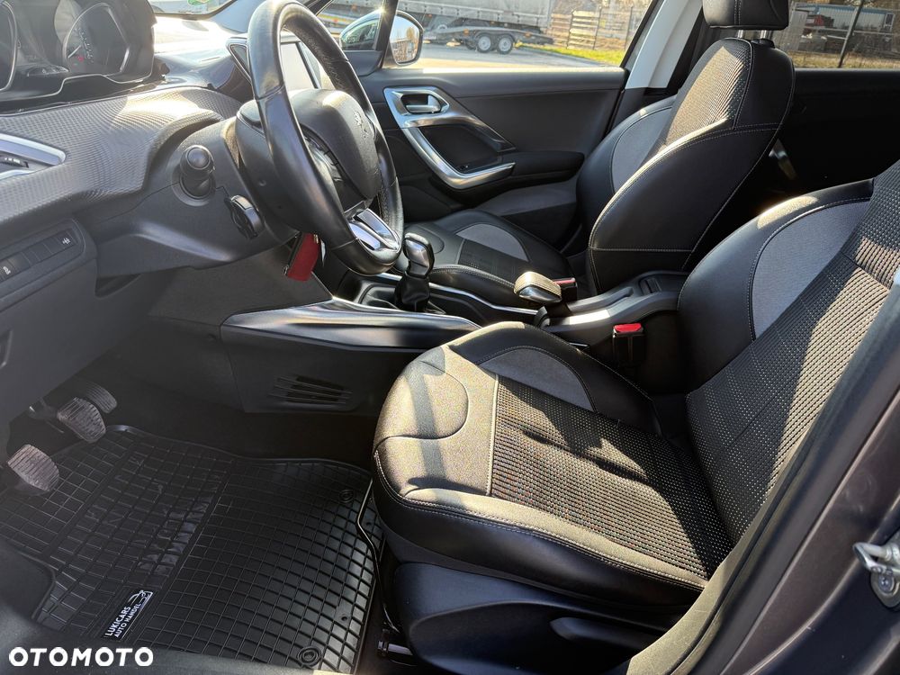 Peugeot 2008 120 VTI Allure - 20