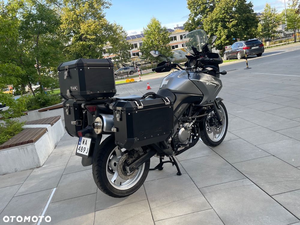 Suzuki V-STROM - 4