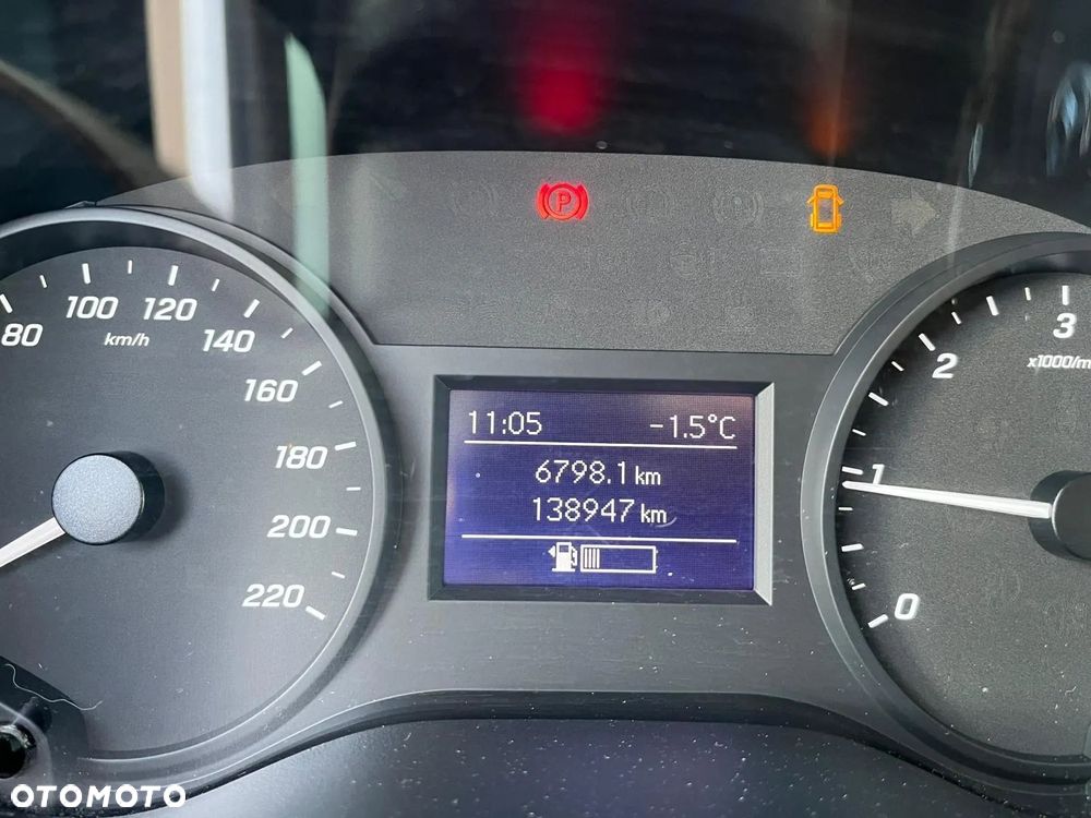 Mercedes-Benz Vito Mixto L2 447.703 - 11