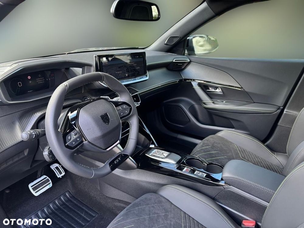 Peugeot 2008 PureTech mHEV GT Exclusive e-DCS6 - 10