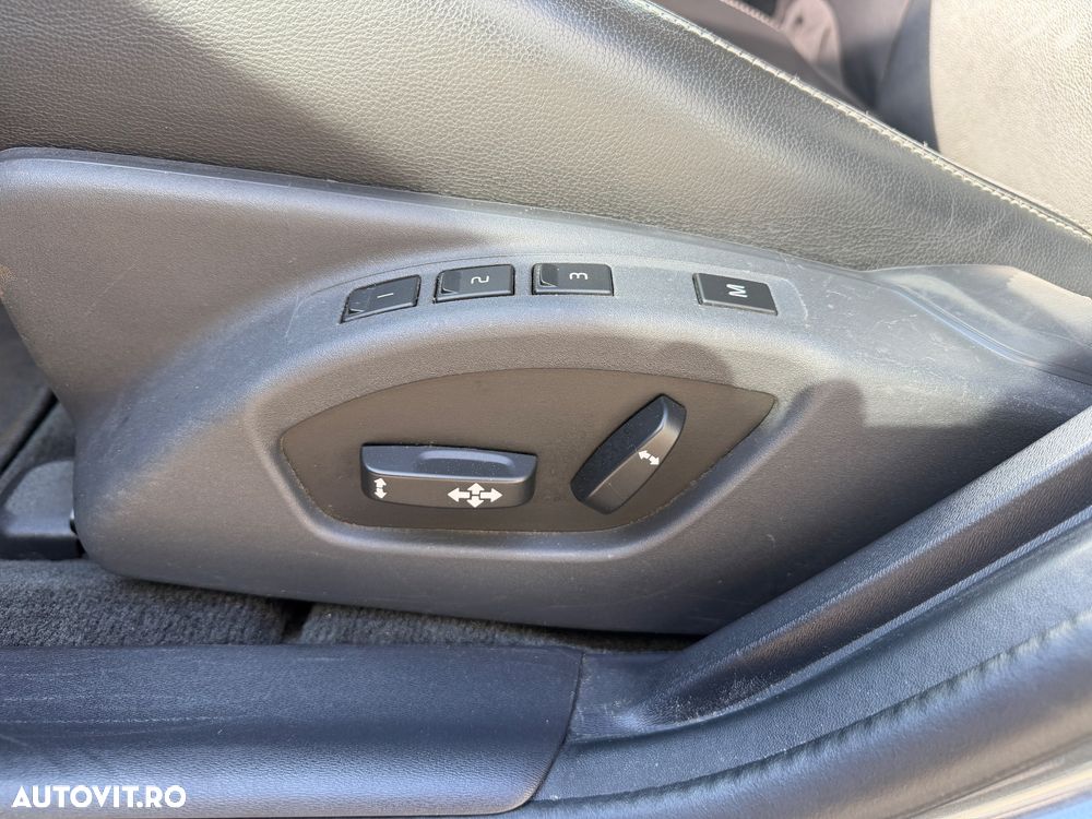 Volvo S60 T5 AWD Momentum - 10