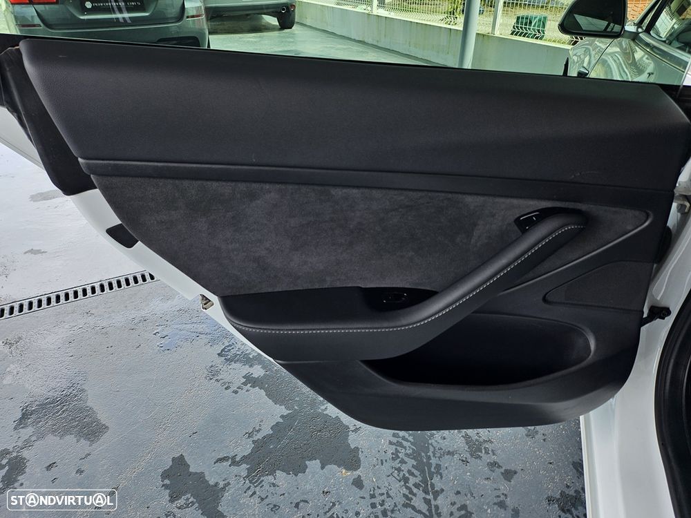 Tesla Model 3 Standard Range Plus RWD - 19