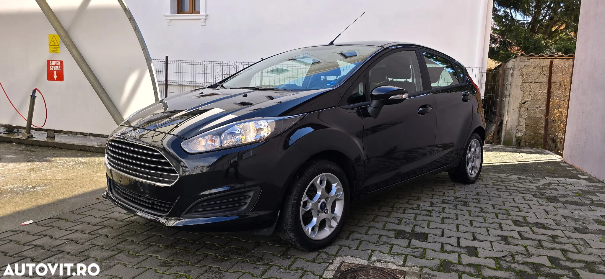 Ford Fiesta 1.0 Titanium - 23