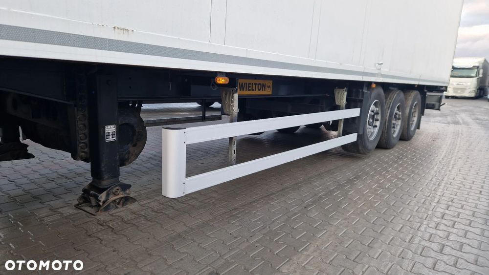 Wielton 62000 netto / Multitemp. Doppelstock CARIER VECTOR 1850 Mt - 12