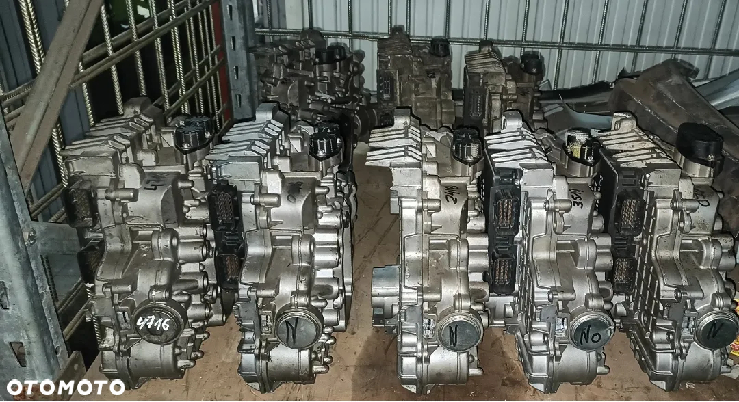 Wybierak Skrzyni Biegów Actros MP4 MP5 Arocs Antos Atego 9602609463 4213534000 - 4