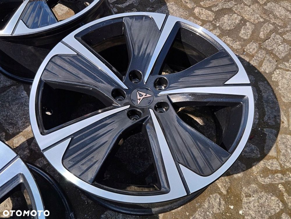 Felgi Aluminiowe Seat 8J x 18 ET 40 Cupra 5x112 4szt. - 5