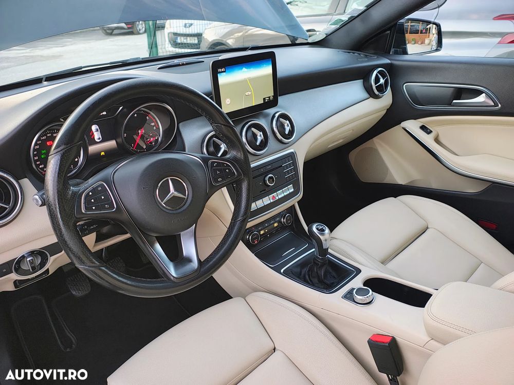 Mercedes-Benz CLA 180 d BlueEfficiency Edition - 20