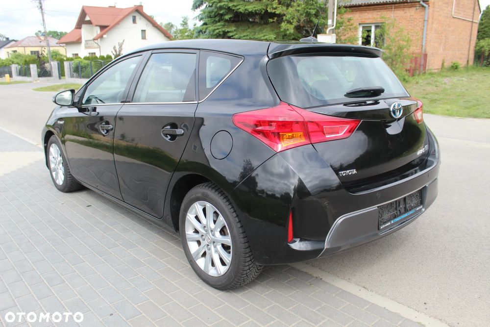 Toyota Auris 1.8 HSD Luna - 7