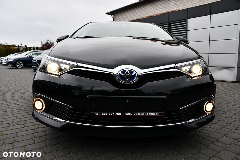 Toyota Auris 2016 photo 5