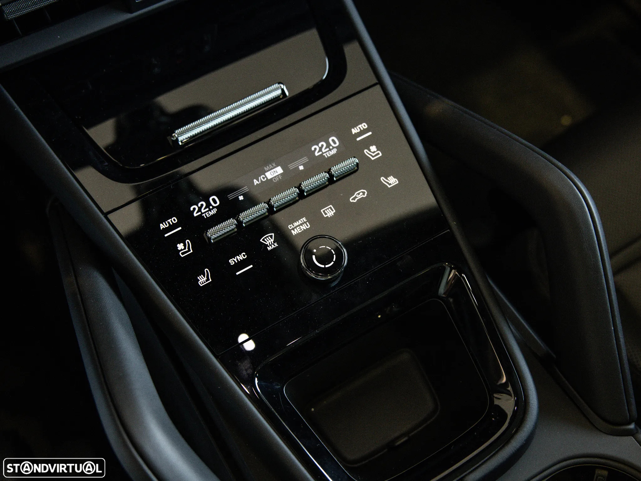 Porsche Cayenne Coupé E-Hybrid - 23