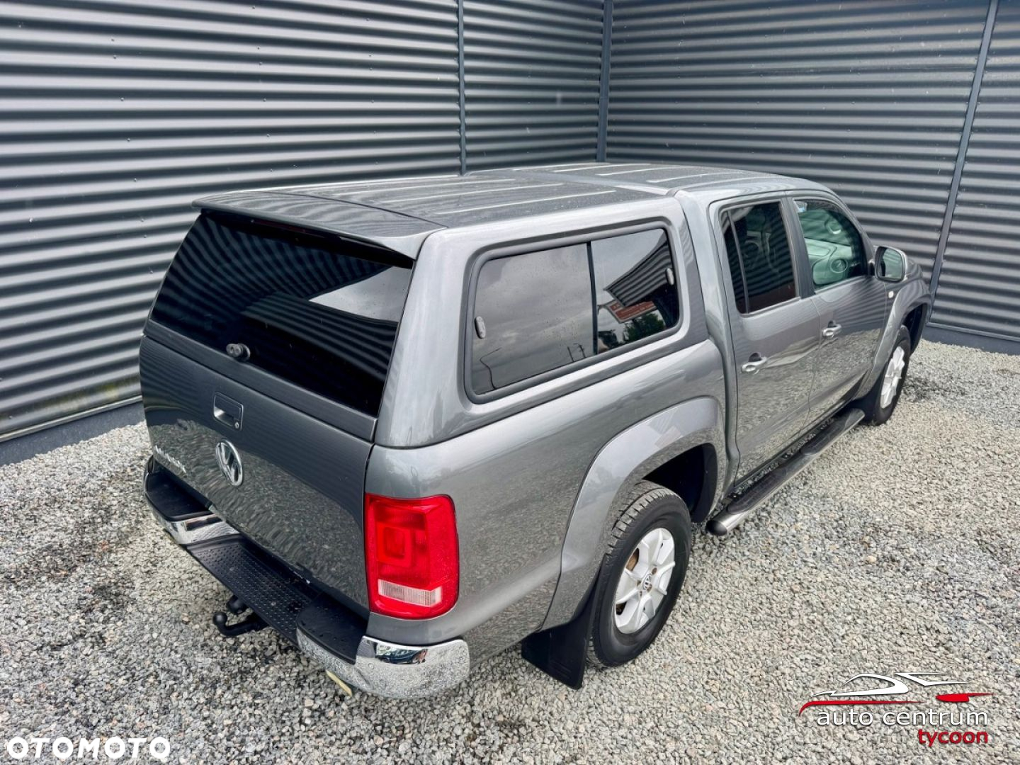 Volkswagen Amarok - 24