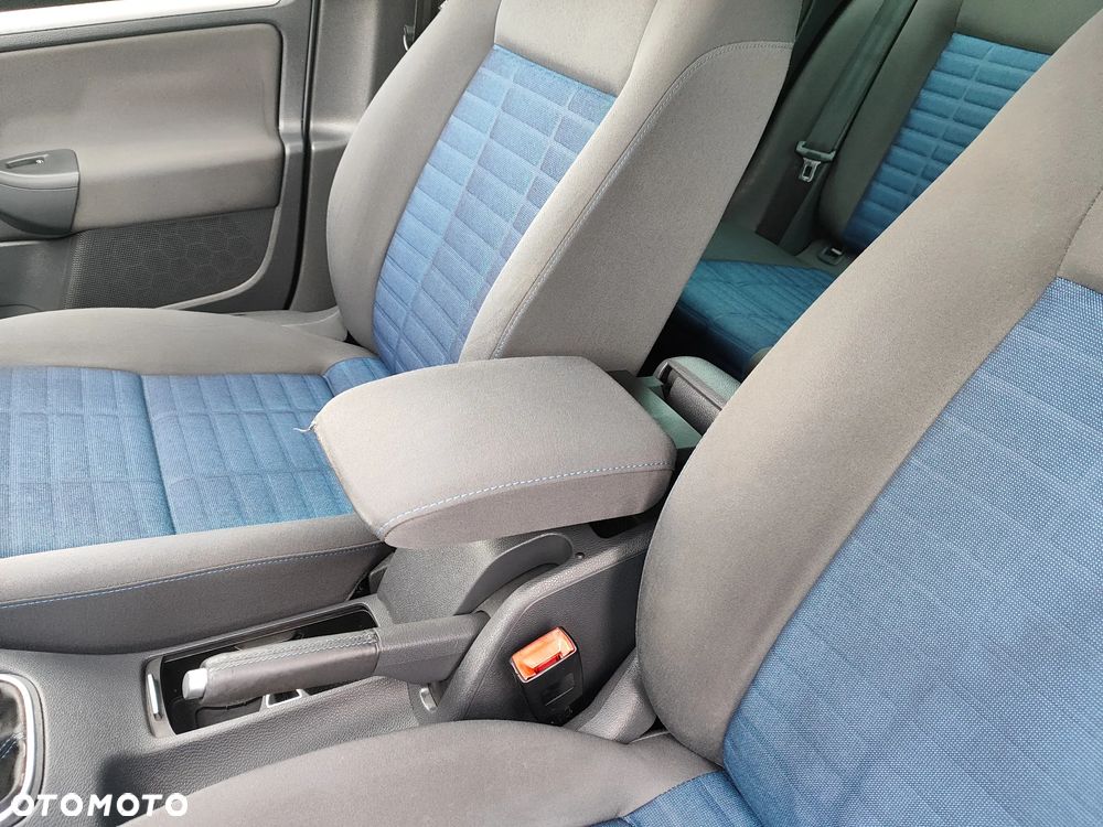Volkswagen Golf 1.6 Tour Edition - 22