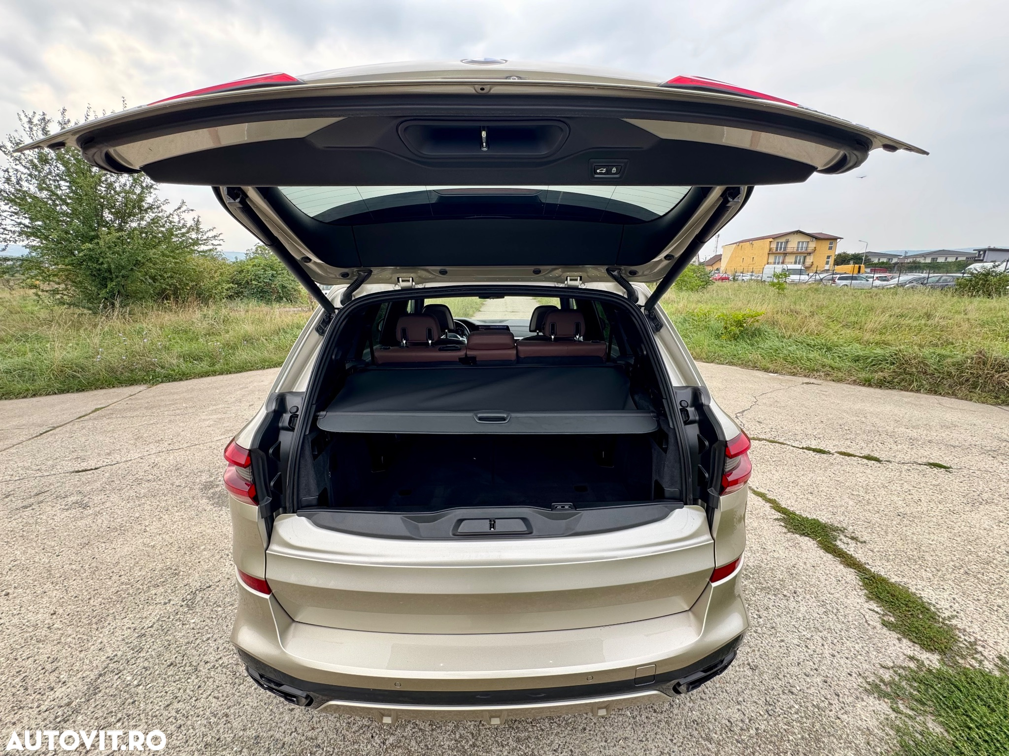 BMW X5 xDrive40i - 28