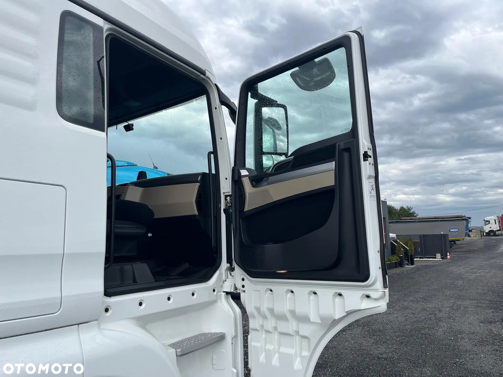 MAN TGX 18.460 / FULL ADR / RETARDER / NISKI PRZEBIEG / SPROWADZONY - 16