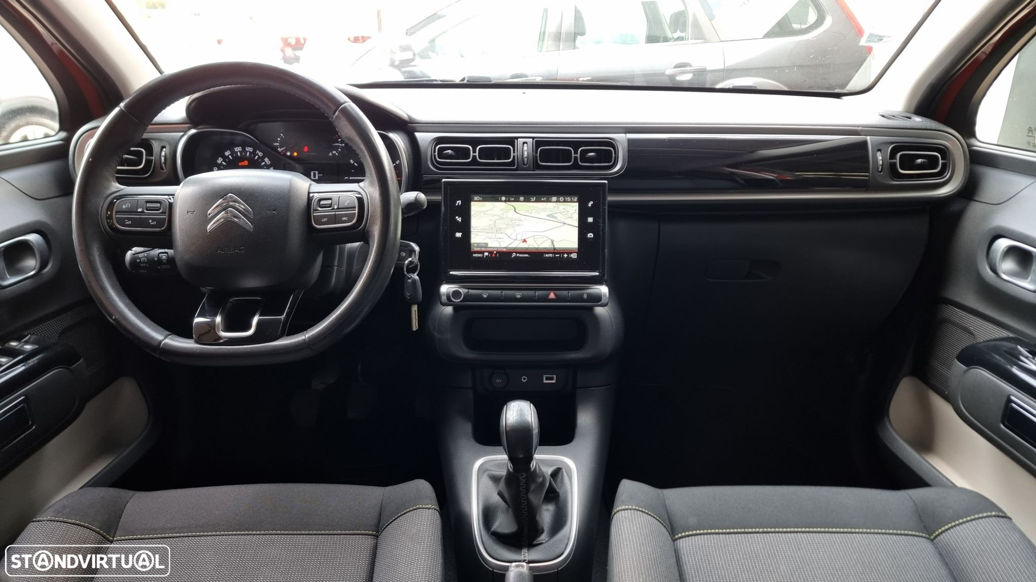Citroën C3 1.2 PureTech Shine - 4