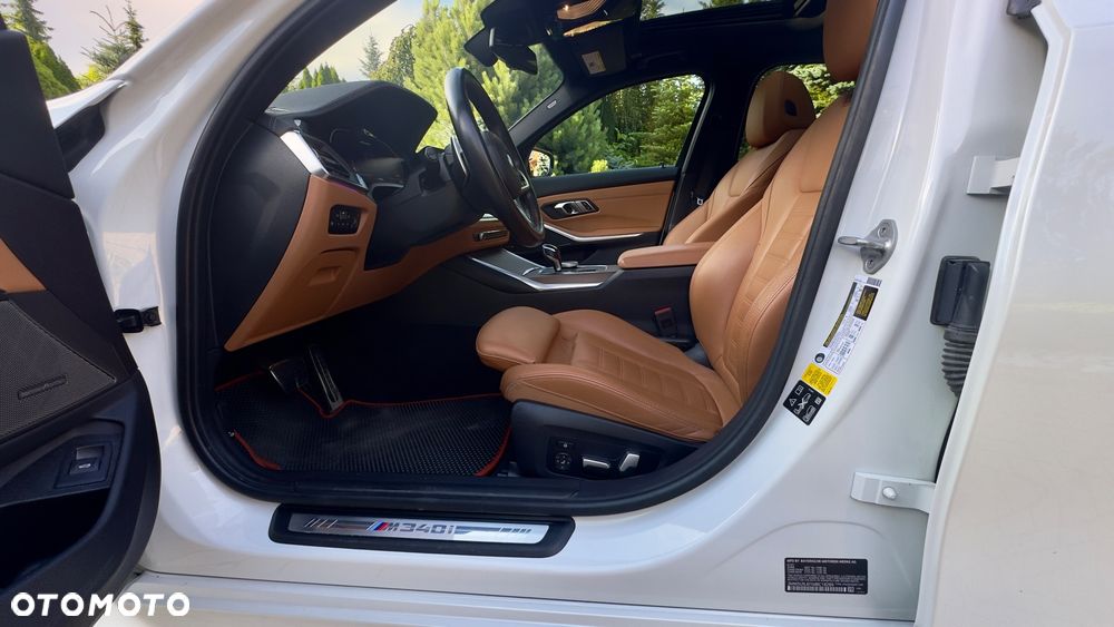 BMW Seria 3 M340i xDrive - 9