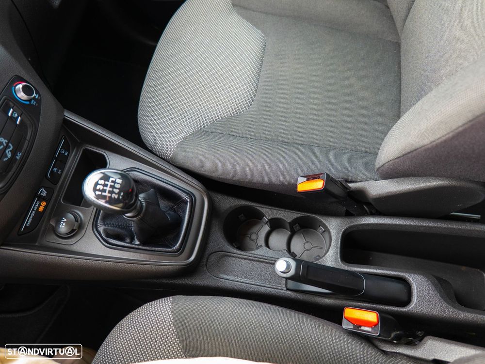 Ford Tourneo Courier 1.5 TDCi Ambiente - 22