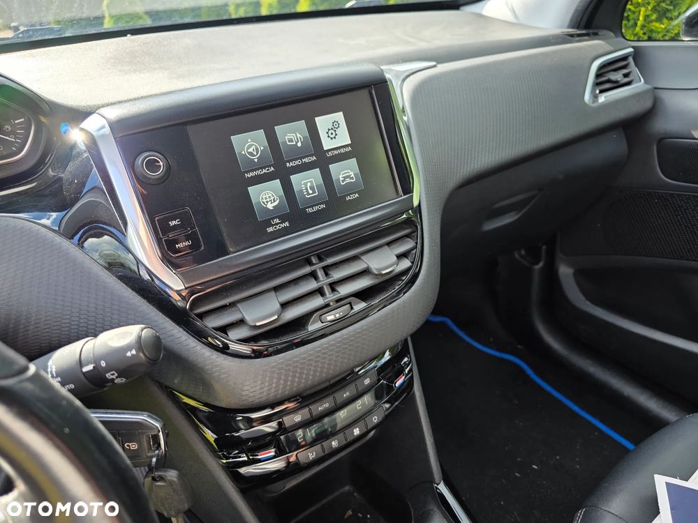 Peugeot 2008 PureTech 110 Stop&Start Allure - 17