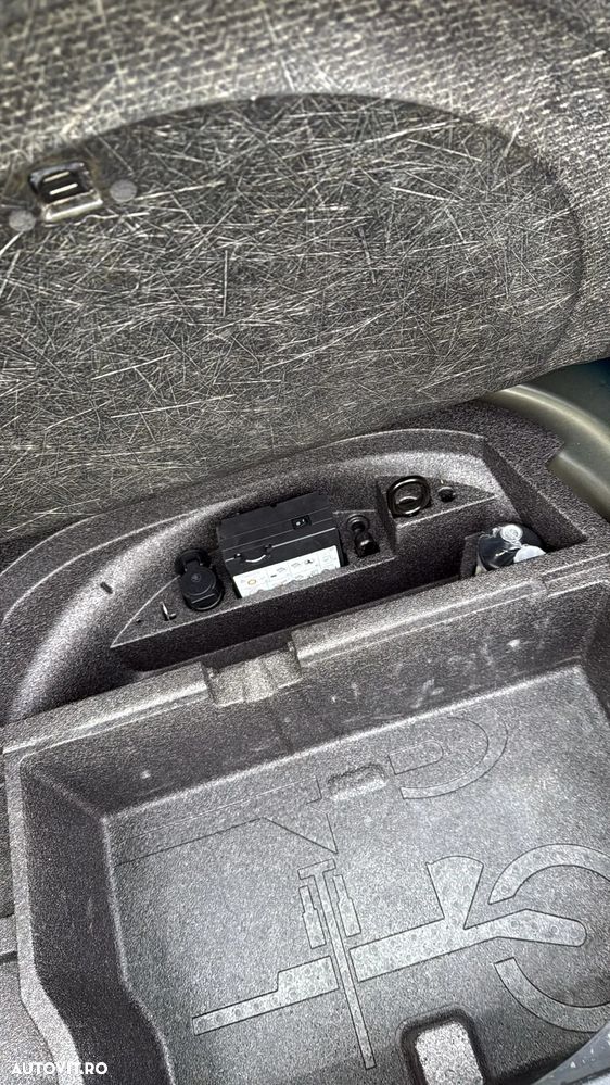 Skoda Octavia Combi 2.0 TDI (Green tec) DSG Style - 22