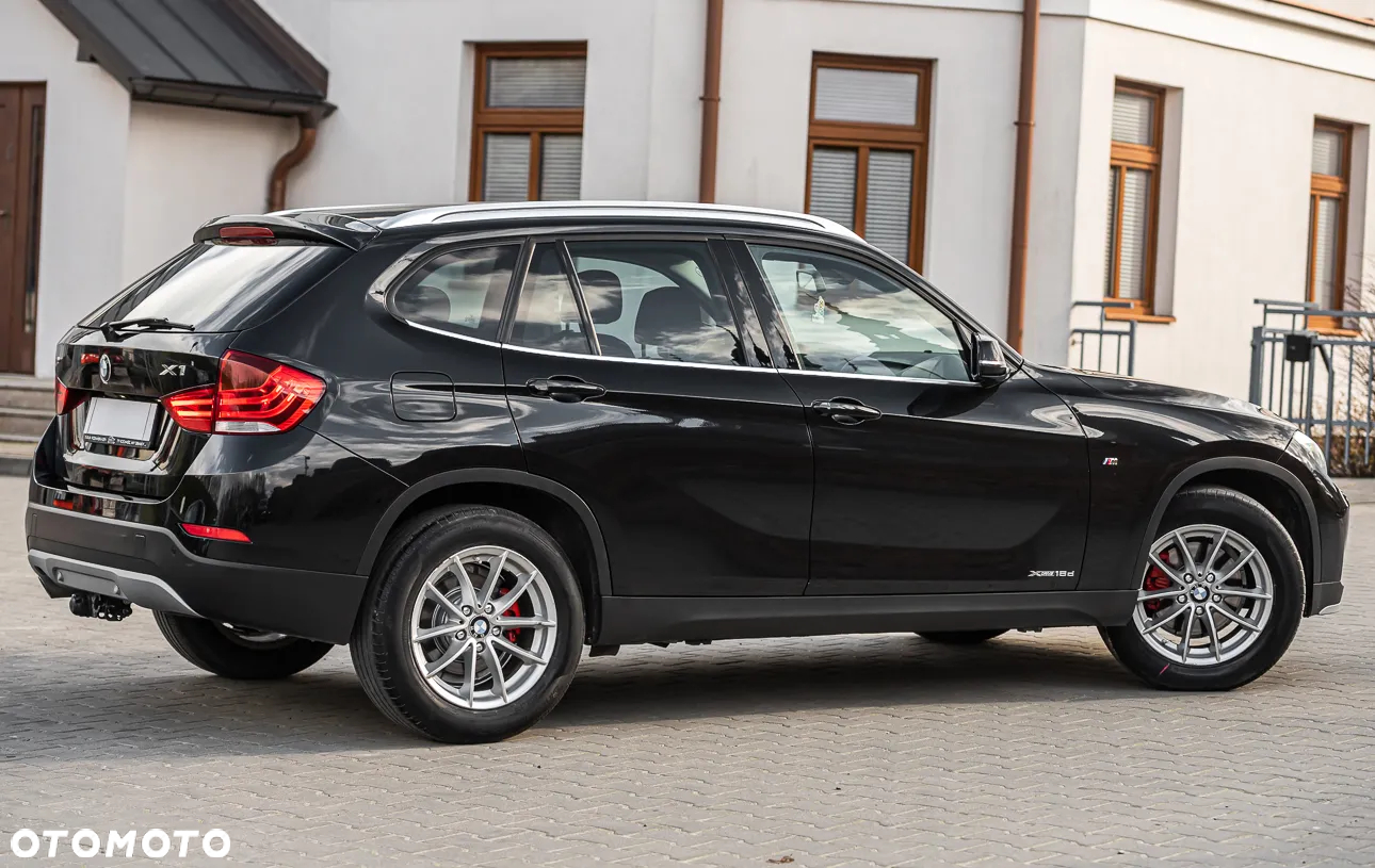 BMW X1 xDrive18d - 13