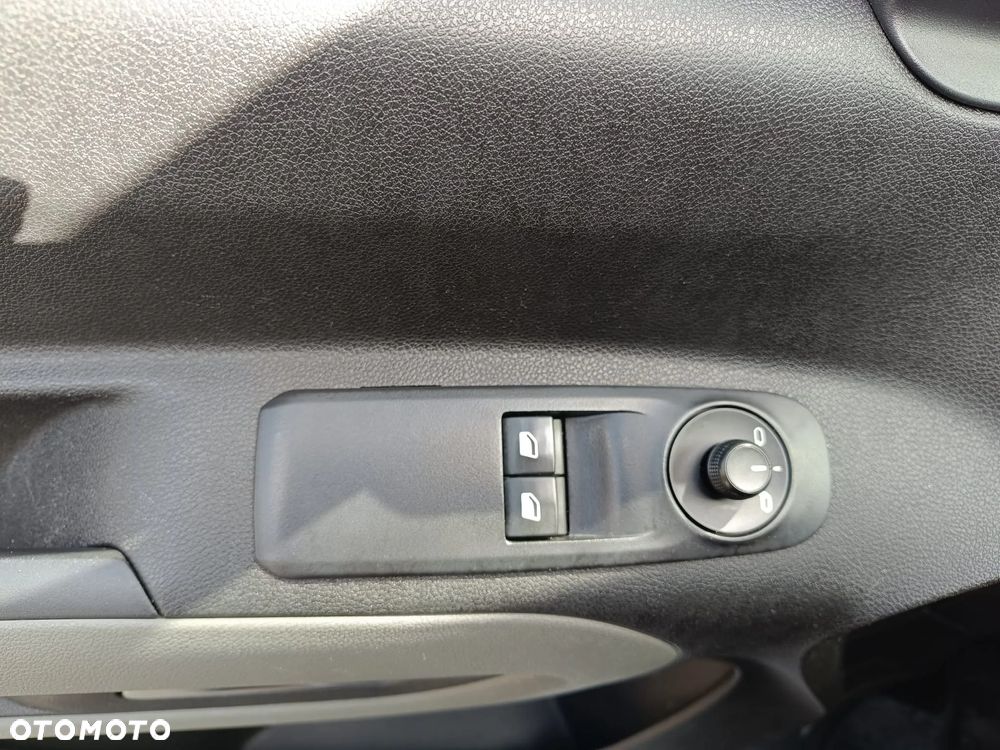 Peugeot Rifter 1.5 BlueHDI Active Pack S&S - 13