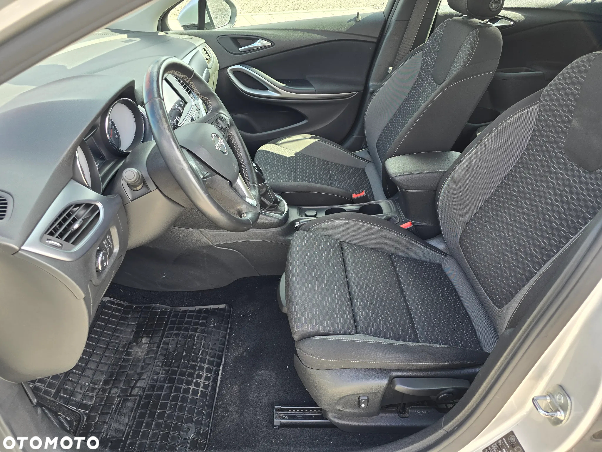 Opel Astra V 1.5 CDTI Edition S&S - 17