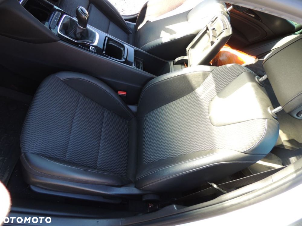 Fotele, kanapy Opel INSIGNIA B '18 kombi GB