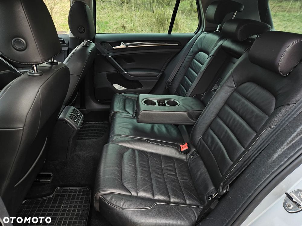 Volkswagen Golf 2.0 TDI BMT Highline DSG - 33