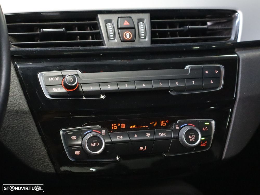 BMW X1 25 e xDrive - 18