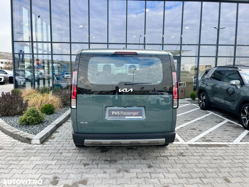 Kia PV5 Passenger - 4