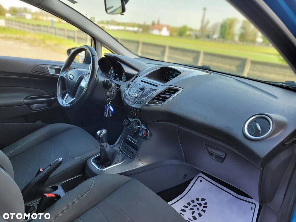 Ford Fiesta - 16