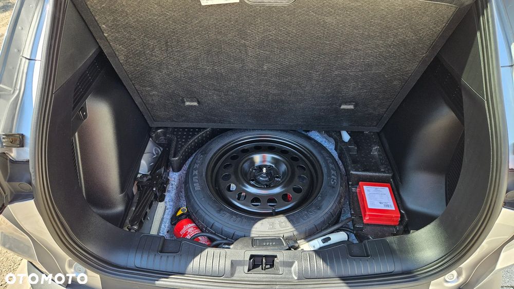 Ford Kuga - 40