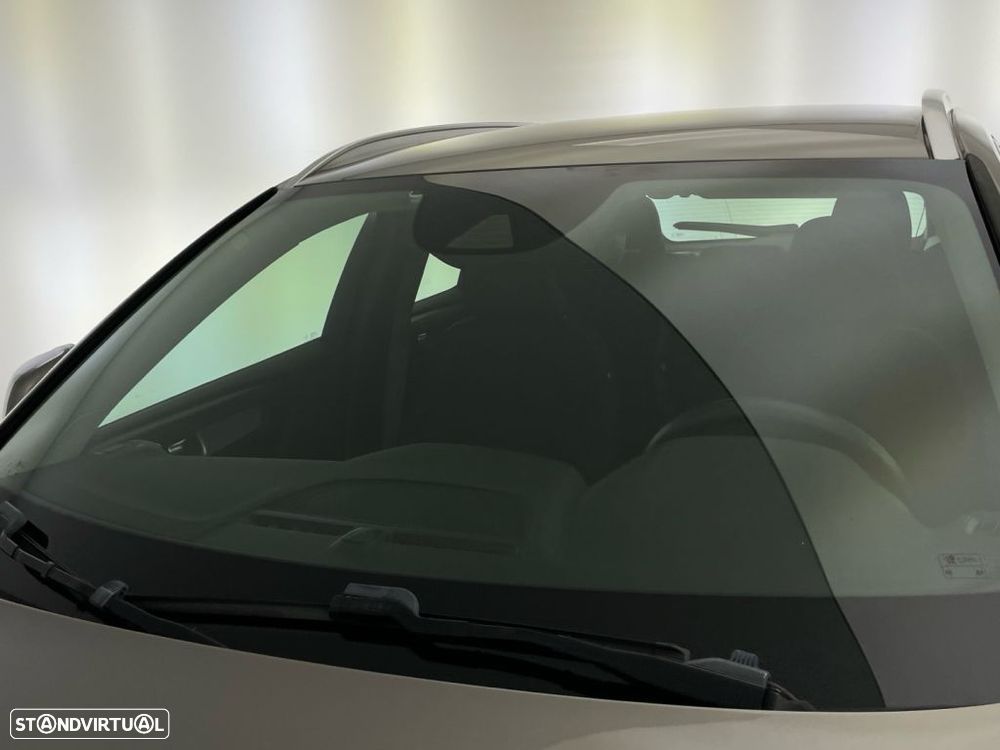Volvo XC 40 2.0 D3 Momentum — fotografia 20