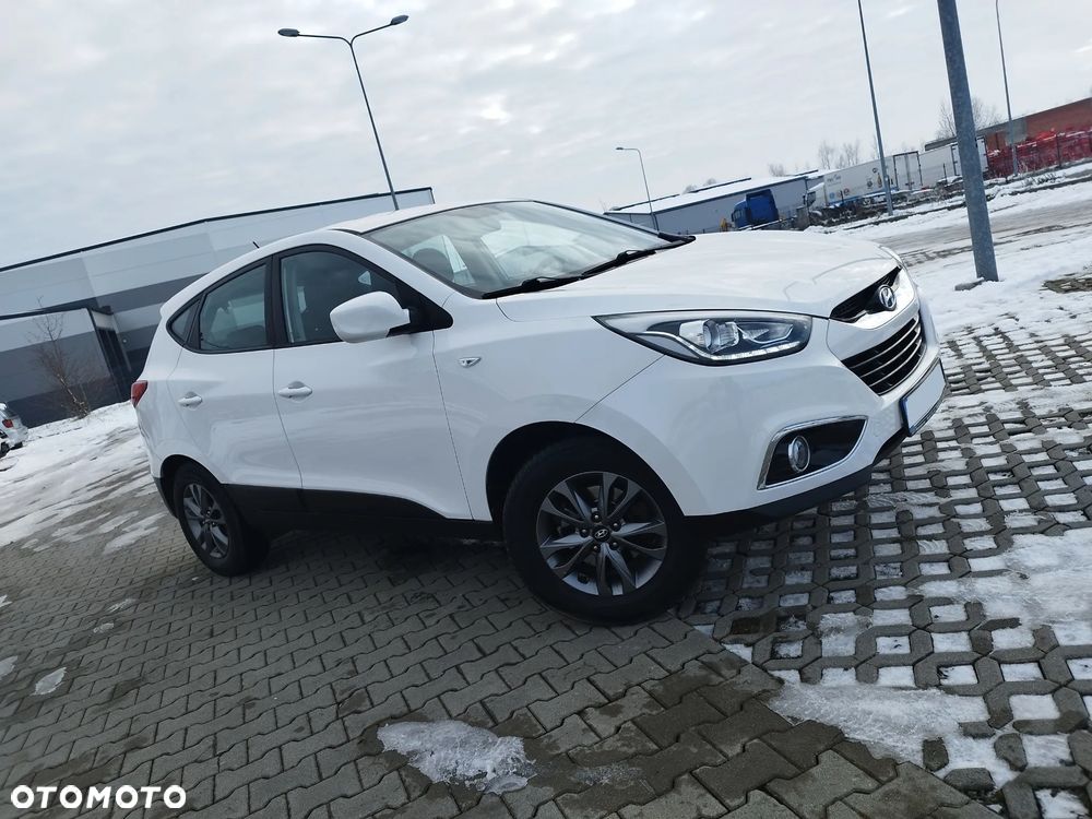 Hyundai ix35 1.6 2WD Fifa World Cup Edition - 9
