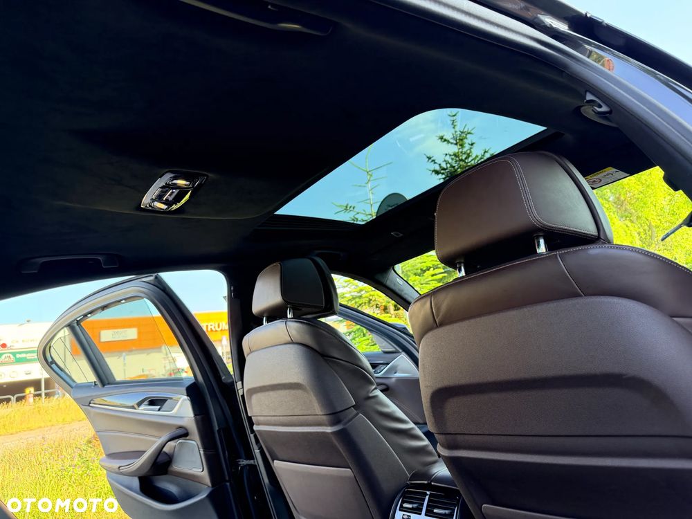 BMW Seria 5 530i xDrive M Sport sport - 24