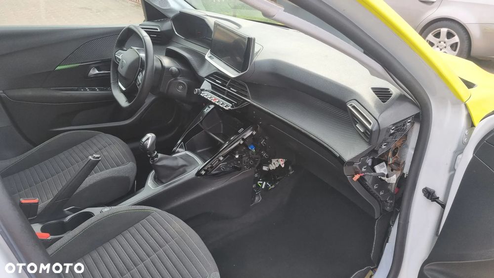 Peugeot 208 1.2 PureTech Business S&S - 21