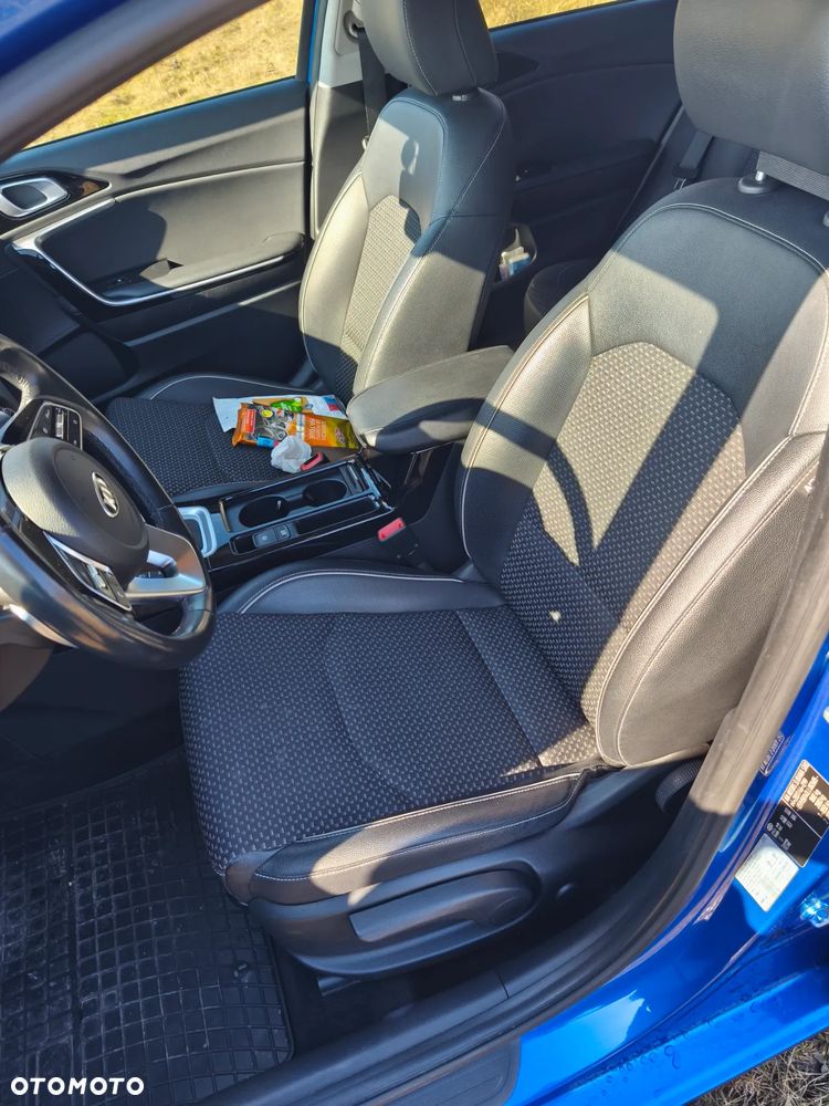 Kia Ceed 1.4 T-GDI L Business Line Plus DCT - 17