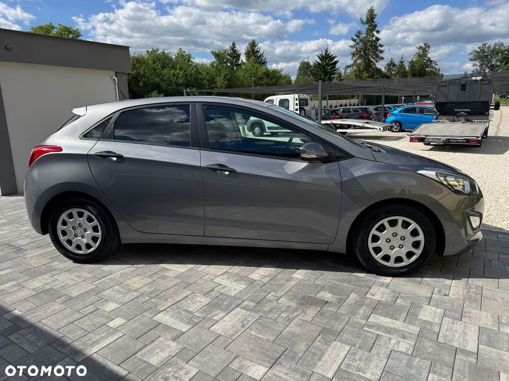 Hyundai i30 1.4 Premium - 6