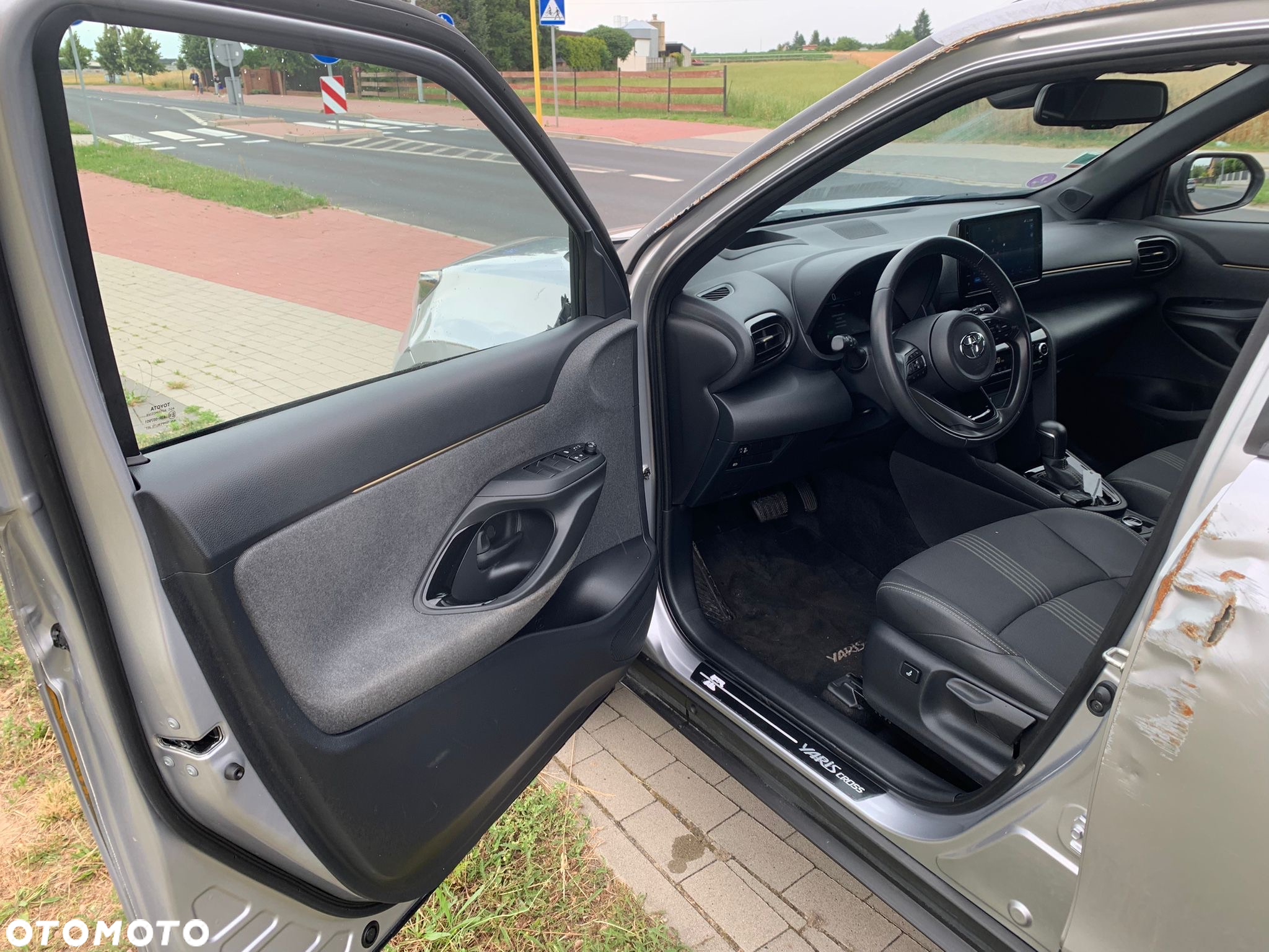 Toyota Yaris Cross Hybrid 1.5 Premiere Edition 4x4 - 15